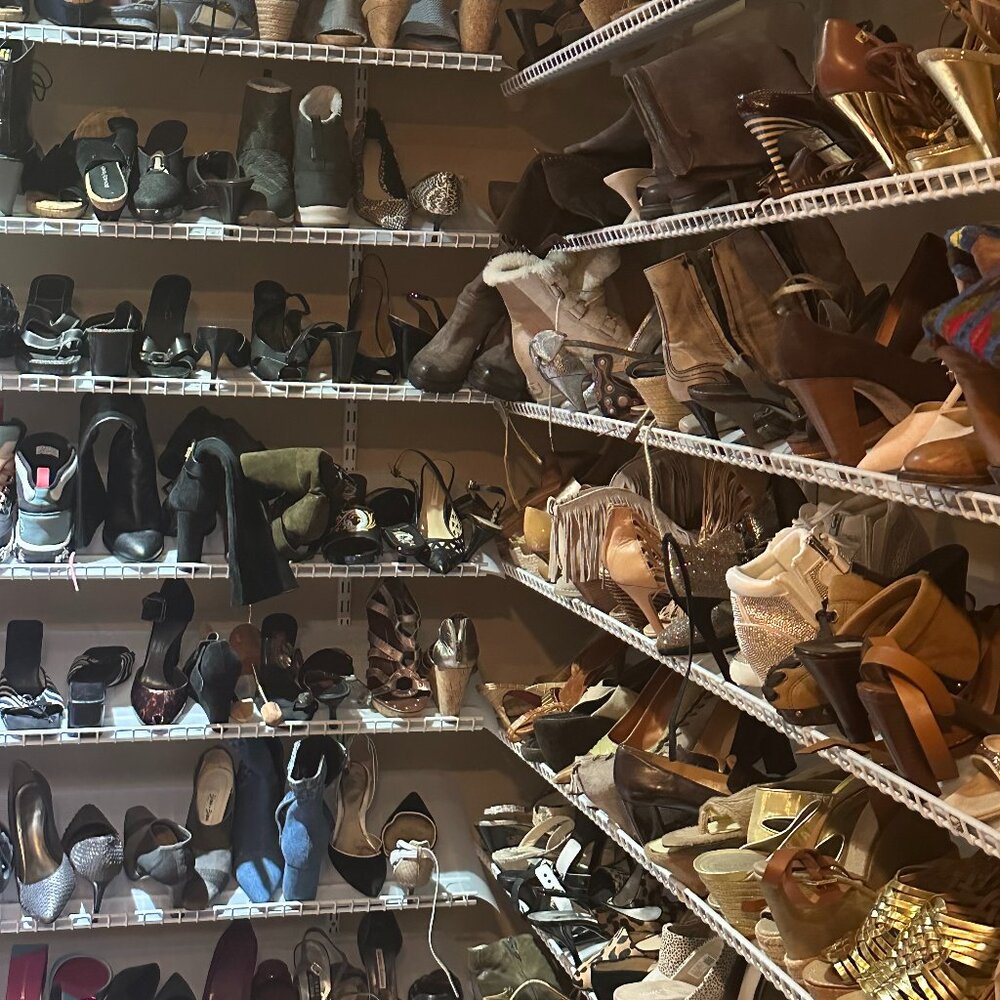 I have too many pairs - 1st listing Vic Matie!  Can you spot them on the shelf?